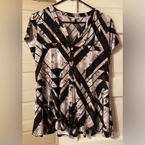 Dana Buchman short sleeve silk shirt